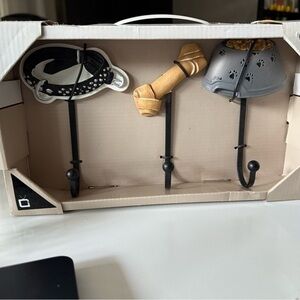 Dog Themed Wall Hooks Set